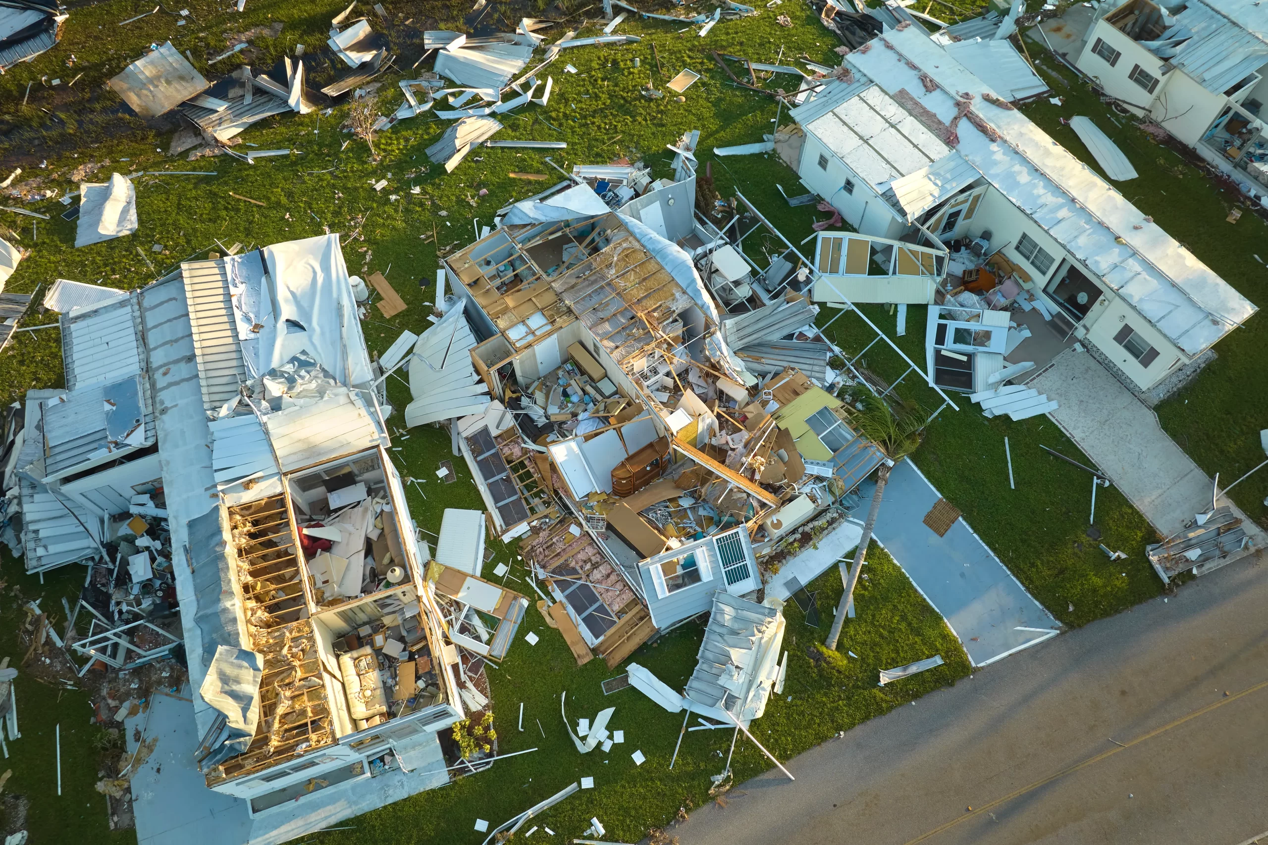 destroyed-by-hurricane-ian-suburban-houses-in-flor-2023-11-27-05-34-04-utc