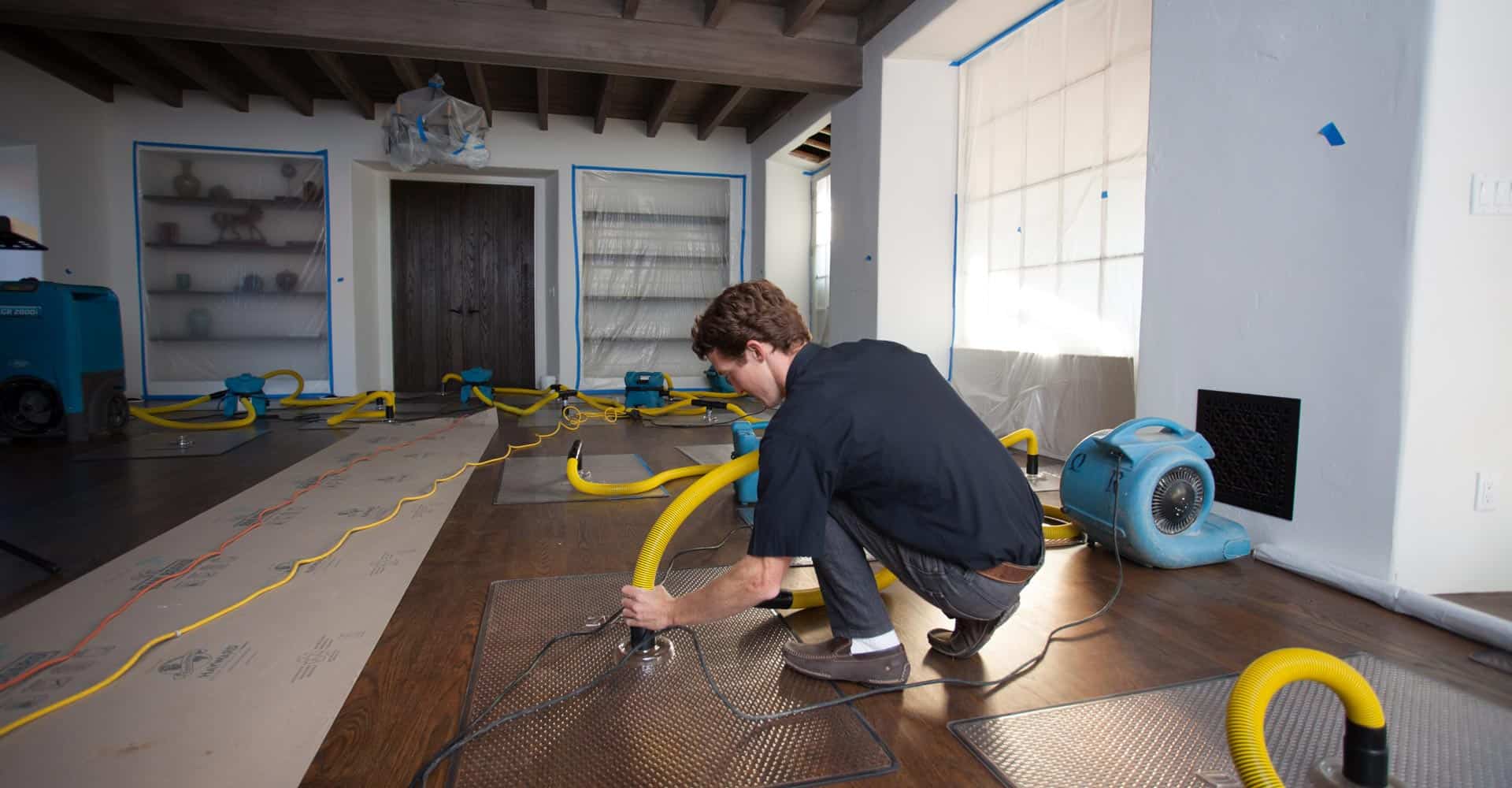 https://gulfcoastmitigators.com/wp-content/uploads/2024/04/water-damage-restoration-tips.jpg